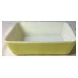 Vintage Pyrex Dishes - set of 3