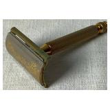 Collection of 4 Gilette Mens Safety Razors with Cases- 2 Gillette Super Speed, 2 Old Type DE Safety Razors