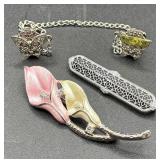 Vintage Glitz and Glam Necklaces, Earrings and Pins