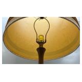Vintage Mid Century Modern Lamp With Shade