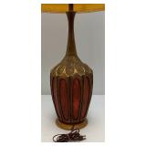 Vintage Mid Century Modern Lamp With Shade