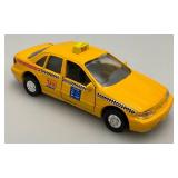 New Old Stock Case Of Metro-Cab Die Metal And Plastic Cast Taxis With Pull Back And Go Action