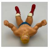 1983 HULK HOGAN WWF Rubber Finger Wrestler (VERY COOL)