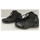 Large Group Of Misc. Vintage Mens Basketball Shoes Including ANDI 1, FUBU And Starter (Sizes Range From 7.5 - 9) See Photos