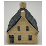 Vintage Blue Delfts Collectible Items Including RYNBENDE Airline Booze Decanters And More