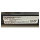 Vintage ULTRX AM/FM Stereo Receiver R25 & Pioneer Pl-202AZ vTurntable (Untested)