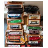 Tyco HO Trains - Vintage HO Scale Freight Cars & Power Pack (Assorted)