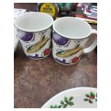 Holly Border Christmas Dinnerware Set - 6 Dinner Plates & Bowl & 2 Spoons and Salt and Pepper Set