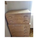 Oak Finish 6-Drawer Dresser Chest - 34 x 20 x 51