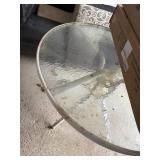 Round Outdoor Glass Patio Table with Metal Frame
