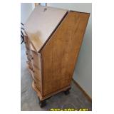 Tiger Maple Chippendale Style Slant Front Desk