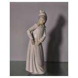 Lladro Porcelain Girl in Nightgown Figurine
