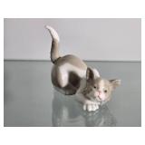 Lladro Porcelain Playful Cat Figurine
