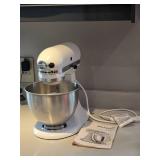 Kitchen-Aid K45 Stand Mixer - White