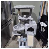 Hey-Brother Multi-Level Cat Tower Condo Scratching Post Tree – Gray – Lot 10