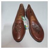 Women’s Genuine Leather Slip-On Shoes Size 8 Brown Embossed Design – Lot 34