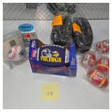Minnesota Vikings Mini Football Signed Baseball Worth Titan Football Novelty Mini Sports Balls Lot