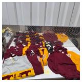 University of Minnesota Hoodies Sweatshirts Apparel Lot Gophers NCAA + Peanuts Snoopy Hat