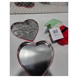 Star Wars Grogu Baby Yoda Plush Santa Outfit + Mandalorian Valentine Tin Disney Lucasfilm Lot