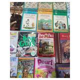Huge Kids Book Lot Diary Of A Wimpy Kid Cat Kid Charlotte’s Web Beverly Cleary
