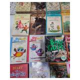 Huge Kids Book Lot Diary Of A Wimpy Kid Cat Kid Charlotte’s Web Beverly Cleary