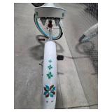 Women’s Beach Cruiser Bicycle White Blue Comfort Bike w Kickstand