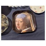 Vintage Decorative Items, Crystal Ash Tray, China, Glass Flower Holder