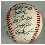 1997 Minnesota Twins Team Signed Baseball - Knoblauch, Aguilera, Kelly, Guardado, Swindell, Steinbach, 17 total autos