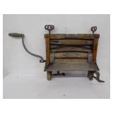Antique Wringer – Anchor Brand 400E