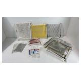 lots of painting trays