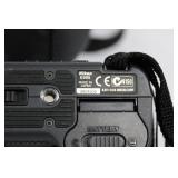 Nikon Coolpix 995 Digital Camera with Case Logic Case & Strap