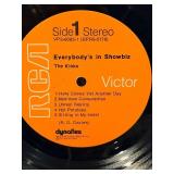 The Kinks - Everybody