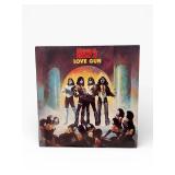 KISS Love Gun - Casablanca LP NBLP 7057 33 1/3 RPM Vinyl Record