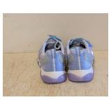 NEW FROZEN KIDS SHOES SIZE 7