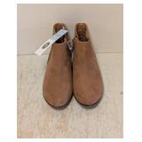 NEW CAT & JACK KIDS SHOES SIZE 11 BROWN