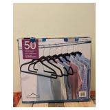 NEW 50 NONSLIP HANGERS