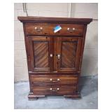 3 drawer dresser with cabinet
