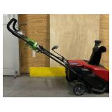 60V MAX* 21 in. (53 cm) Power Clear  e21 Single-Stage Snow Blower Msrp $729.00