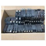 Circuit Breaker various lot of 30