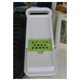 Cookbooks & Kitchenware