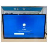 SAMSUNG 32" Class HD (720P) Smart LED TV UN32M4500