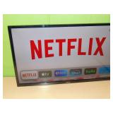 SAMSUNG 32" Class HD (720P) Smart LED TV UN32M4500