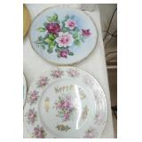 Collectible Vintage Porcelain & Fine China Plates
