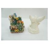 Lefton Porcelain "Guardian Angel" Music Box Figurine; Waterfall Musical Sculpture