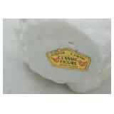 Vintage White Dove Sculptures. Italy. Amilcare Santini