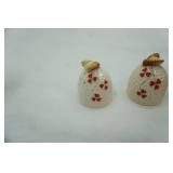 vintage salt & pepper shakers