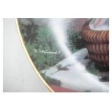 5ct Vintage Collectors M.J. Hummel Plates. Numbered