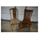 Chairs 2 wooden
