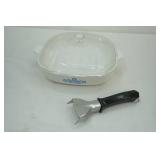 Vintage Corning Ware "Blue Cornflower" pattern w/handle