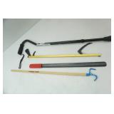 1 footed cane, shoe horn, grabbers